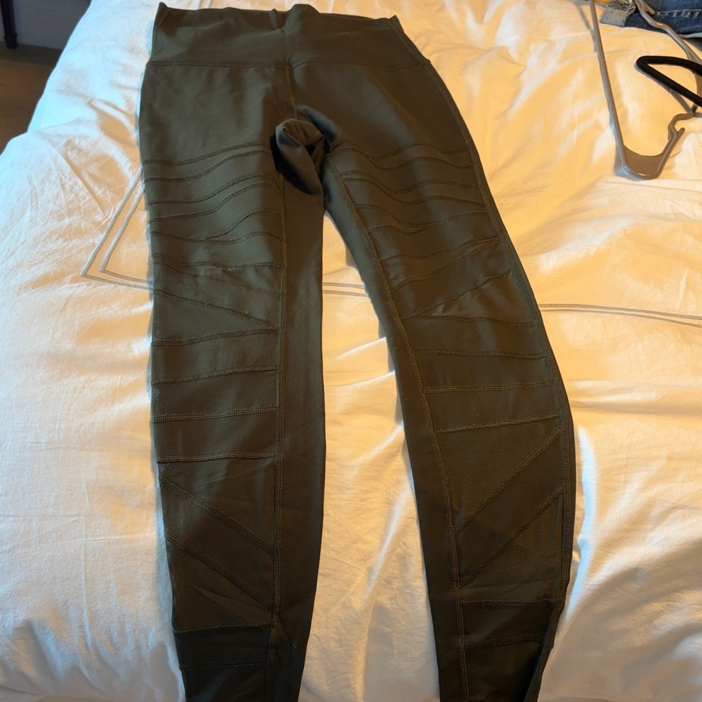 lululemon athletica Olive Green High-Rise Leggings
